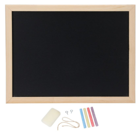 Rajztábla kicsi- akasztóval és 1 csomag krétával (Ko)